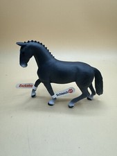 Schleich 72135 - Hannoveraner Stute - Exclusive - mit Fähnchen - Sonderedition