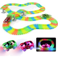 Leuchtende Autorennbahn für