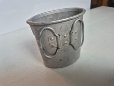 Militär Becher für