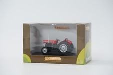 (D139) Universal Hobbies