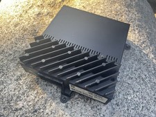 Verstärker für HiFi-System im BMW E46 touring 8376312