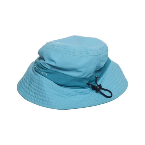 Hyphen bucket hut - hyphen,,