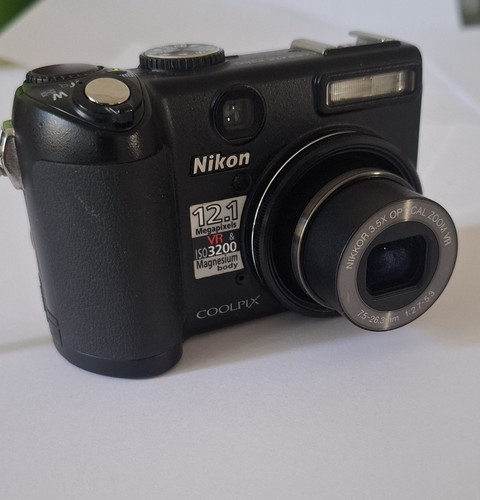 Nikon coolpix p5100 - coolpix,