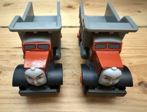 Holzeisenbahn thomas - 2x,