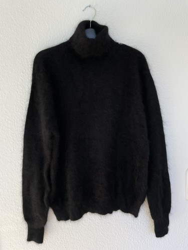 Black angora wolle - black,