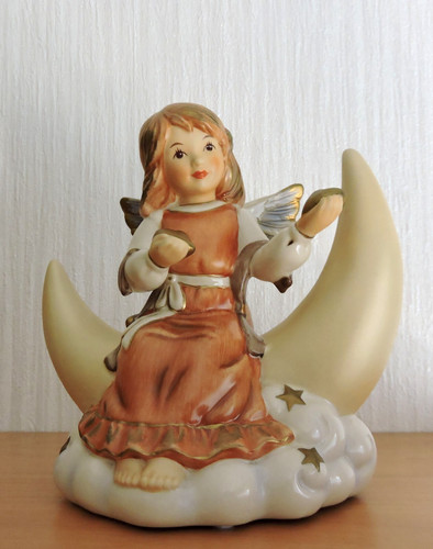 Goebel engel auf - mond, "von