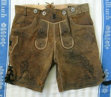 BESTICKTE BRAUNE LEDERHOSE -