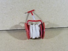 605U Vintage Spielzeug Metall Schlauchwagen für Lastwagen Feuerwehr MT H 3.4 CM