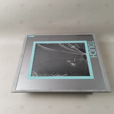 Siemens 6AV6 643-0CD01-1AX1 / 6AV6643-0CD01-1AX1 defekt/gebrochen