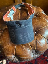 Nike Visor Schildkappe Schwarz, Limited Edition Innenfutter, Unisex & Stylisch