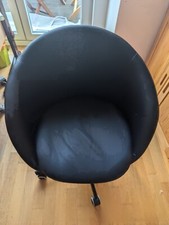 Skruvsta Schwarz Kunstleder Drehstuhl IKEA
