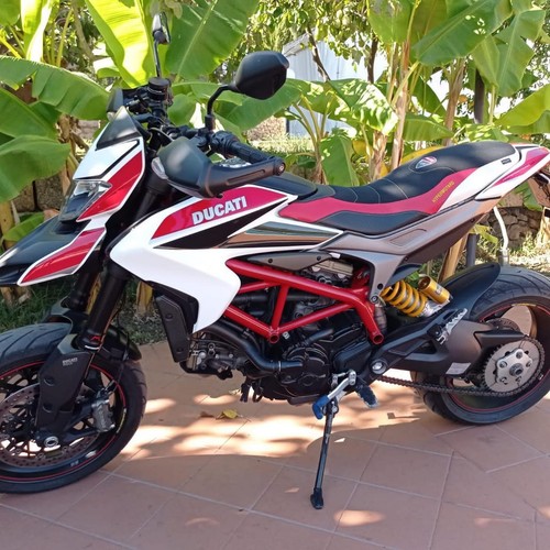 Ducati hypermotard 821 - 821, 939