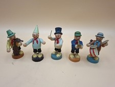 5 alte Straßenmusikanten