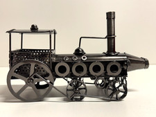 Deko-Modelllokomotive aus