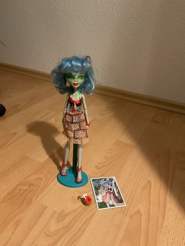 Monster high ghoulia - monster,