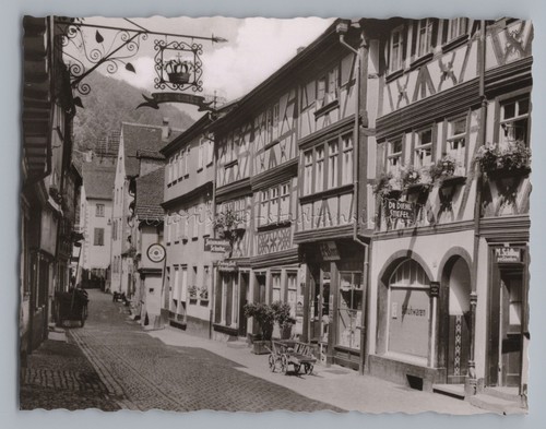 Miltenberg gasse geschäfte - gasse,