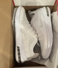 Nike Air Max Axis