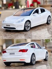 Tesla 3 Modellauto
