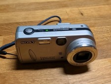 Sony Cybershot DSC-P52