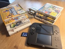 ? Nintendo 2DS + 7 Spiele  + SD-Karte + Ladegerät-Akku top!  Zubehörpaket ?