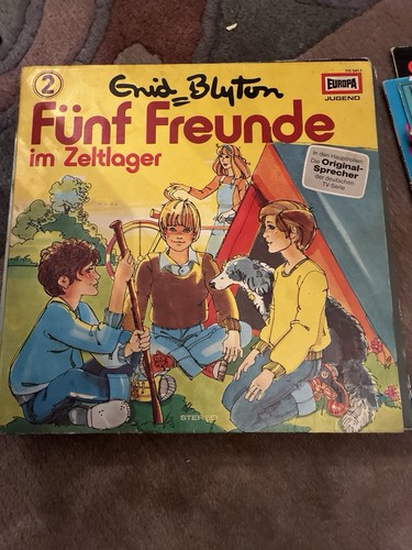 Fünf freunde im - -,