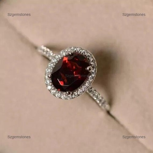 Statement ring - 4,36, ct.