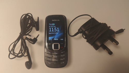 Nokia classic 2323 handy - handy,