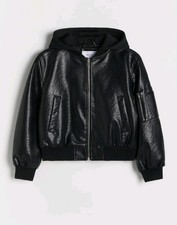 Jacke aus Lederimitat, Größe