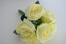 7 Rosen Strauß Kunstblumen