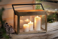 Laterne Holz Windlicht Kerzen Gewächshaus Schwarzer Metallbügel Landhaus 32 cm