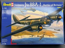 Flugzeug Bausatz 1:32 Revell