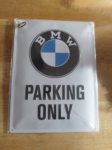 Schild bmw parkplatz - schild,
