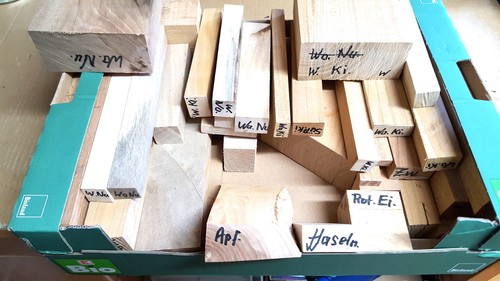 Drechselholz versch - ,