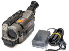Sony Handycam Vision CCD-TRV36E PAL 8mm Video8 Hi8 330X Videokamera