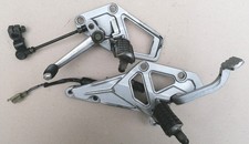 Fußrasten vorne + Halter ZX10