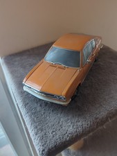 1/18  Audi 100 S- Coupe in