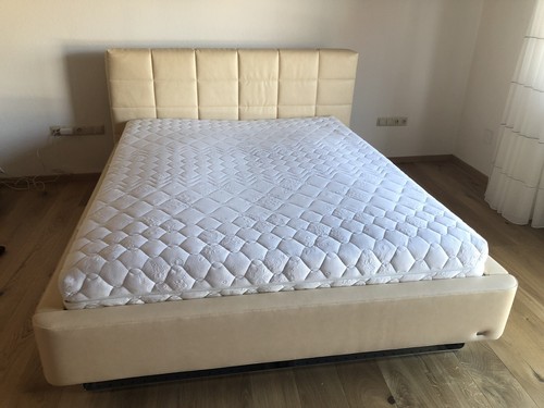 Doppelbett leder beige 225x180 - doppelbett,