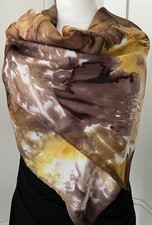 Damen Seidentuch Tuch  90  x 88 cm Farbe Braun/gelb/ Weiß
