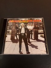 CD MIDDLE OF THE ROAD