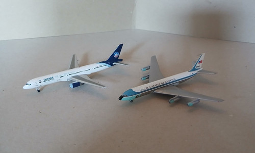 Herpa wings 500 2 modelle - herpa,