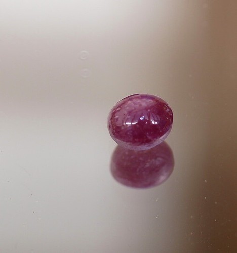 Rubin oval cabochon - 1,