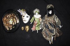 kleine Puppen und Maskensammlung mit 2x Puppen und 4x Masken