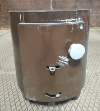 DDR Unterofen Unterteil Badeofen Holzkohlebadeofen Badewanne Bad