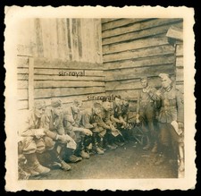Ostpreussen 1941 - Wehrmacht Soldaten auf der Latrine - WK2 Foto 6x6cm