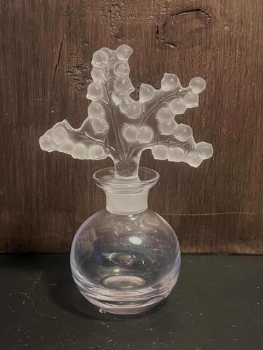 Flakon lalique pour parfum - lalique,