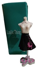 Modenschaukasten The Latest