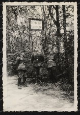 Foto-Schild-Reichsgrenze-Soldaten-Wehrmacht-2. Weltkrieg-