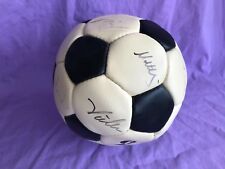 Fußball mit gesammelten