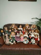 Porzellanpuppen aus der Sammlung  22 stuck mit Zertifikat.