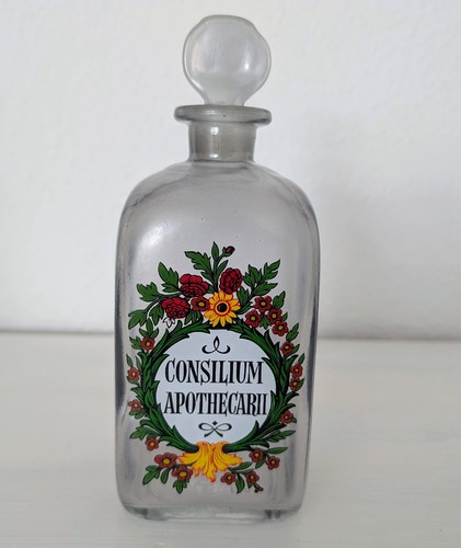 Alte apothekerflasche mit - alte,